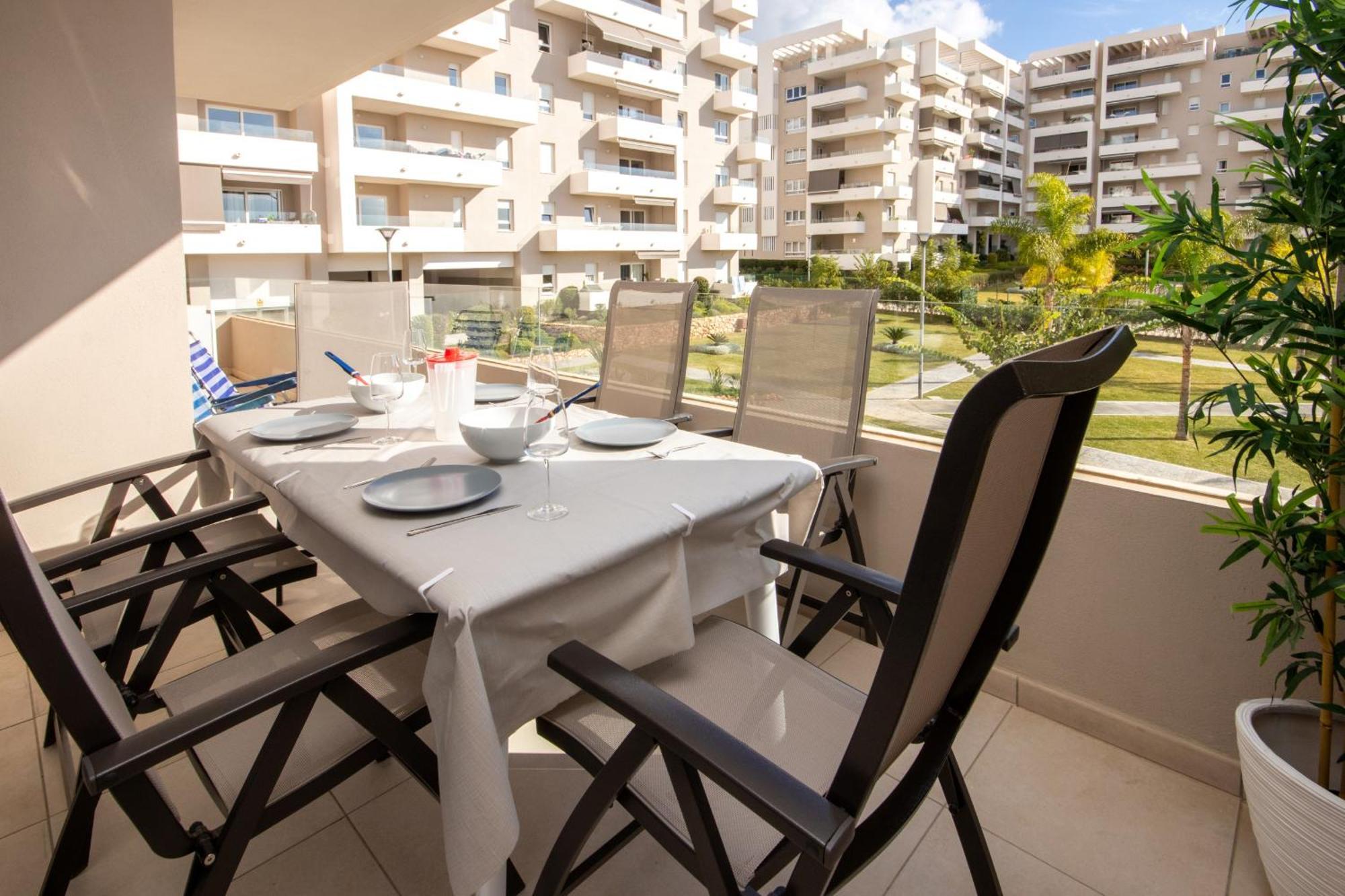 Apartment 3 Bed Nueva Andalucia 5 Min Drive To Banus